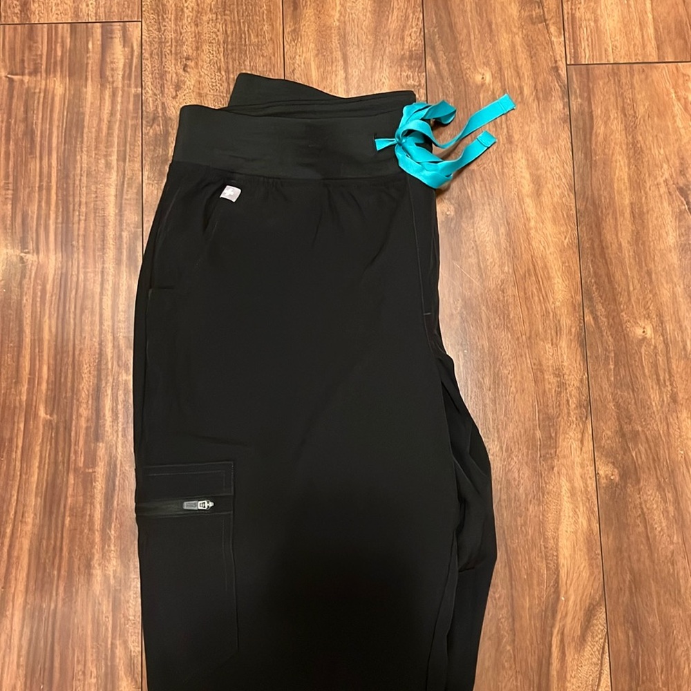 Figs Zamora Jogger Scrub Pants